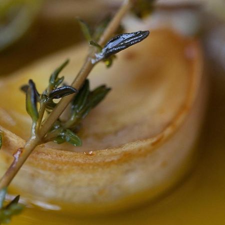 Wild Garlic Rooms 네일스워스 외부 사진